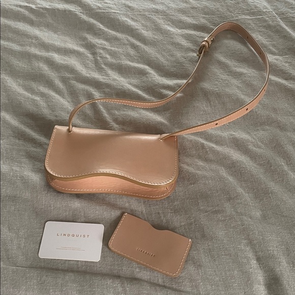 Lindquist Object Faba Tan Leather Crossbody Bag - Picture 4 of 5